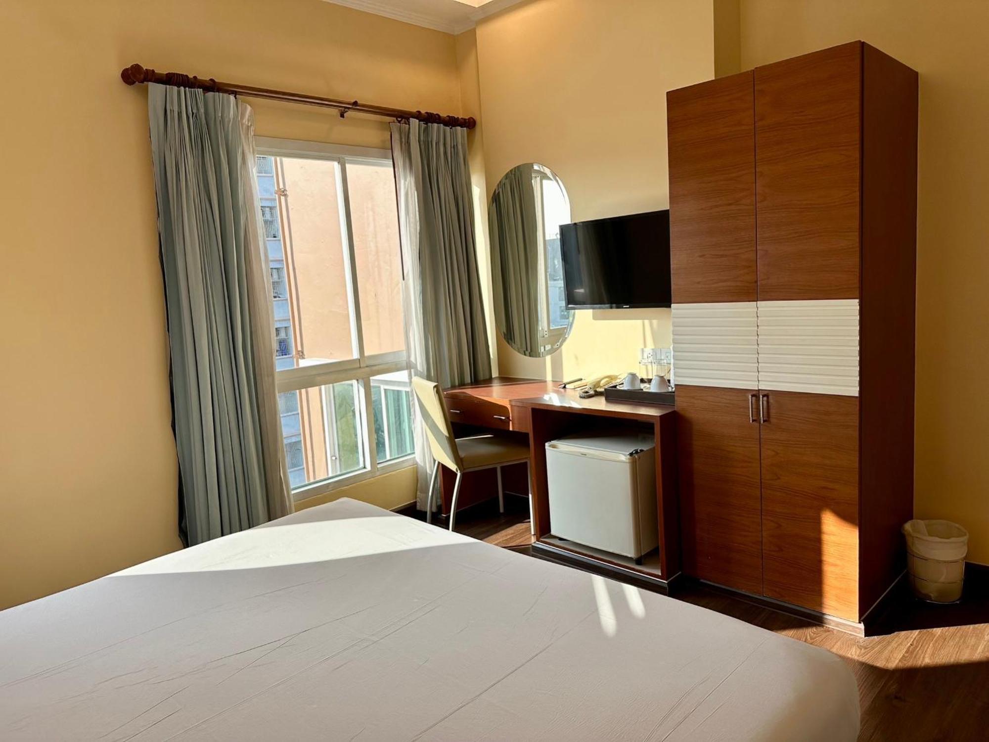 Calypzo Bangkok Hotell Exteriör bild