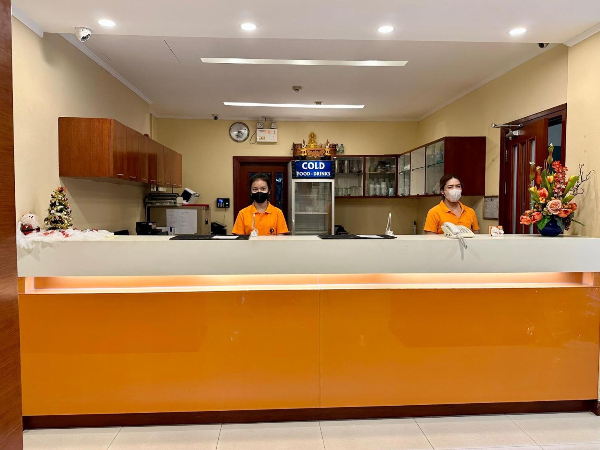 Calypzo Bangkok Hotell Exteriör bild